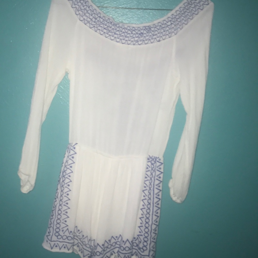 Romper - Picture 2 of 3